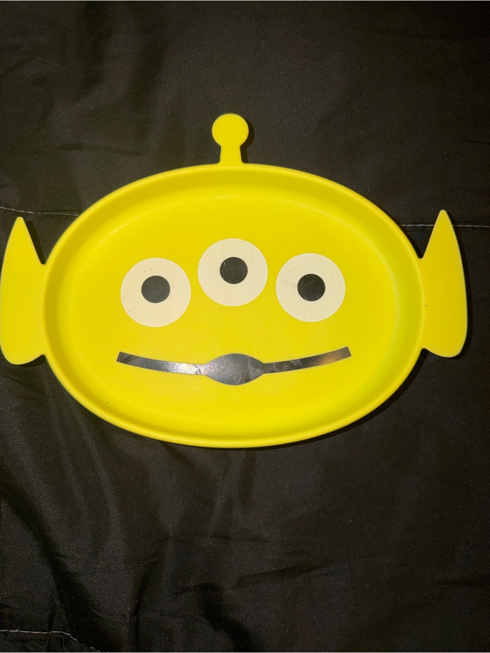 Disney Pixar  Alien suction plate